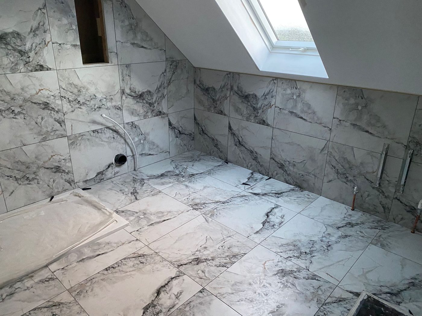 Marble bathroom tiling